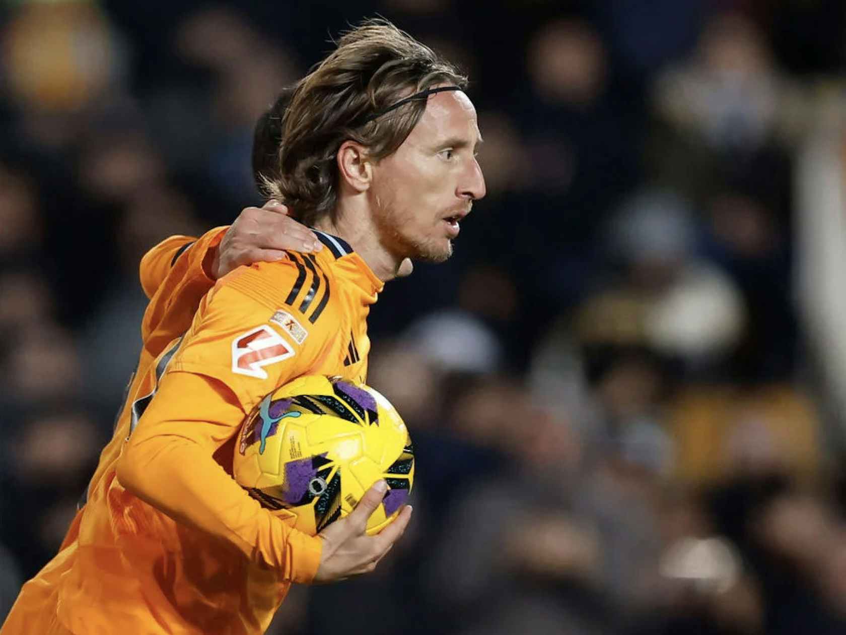 详解棒球规则中的“打者干扰”极端反例