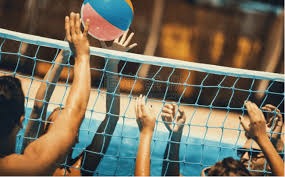 2026年世界杯抽签出炉，葡萄牙、阿根廷等强队分组形势良好，欧洲球队竞争激烈，中国国足仍难晋级。